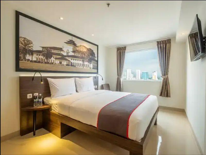 Super Oyo Collection O Hotel Pasar Baru Heritage Bandung Exterior photo